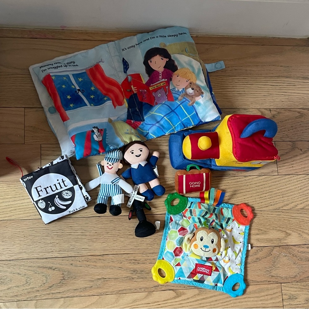 Children's Plush Activity Toy Set - Multicolor
